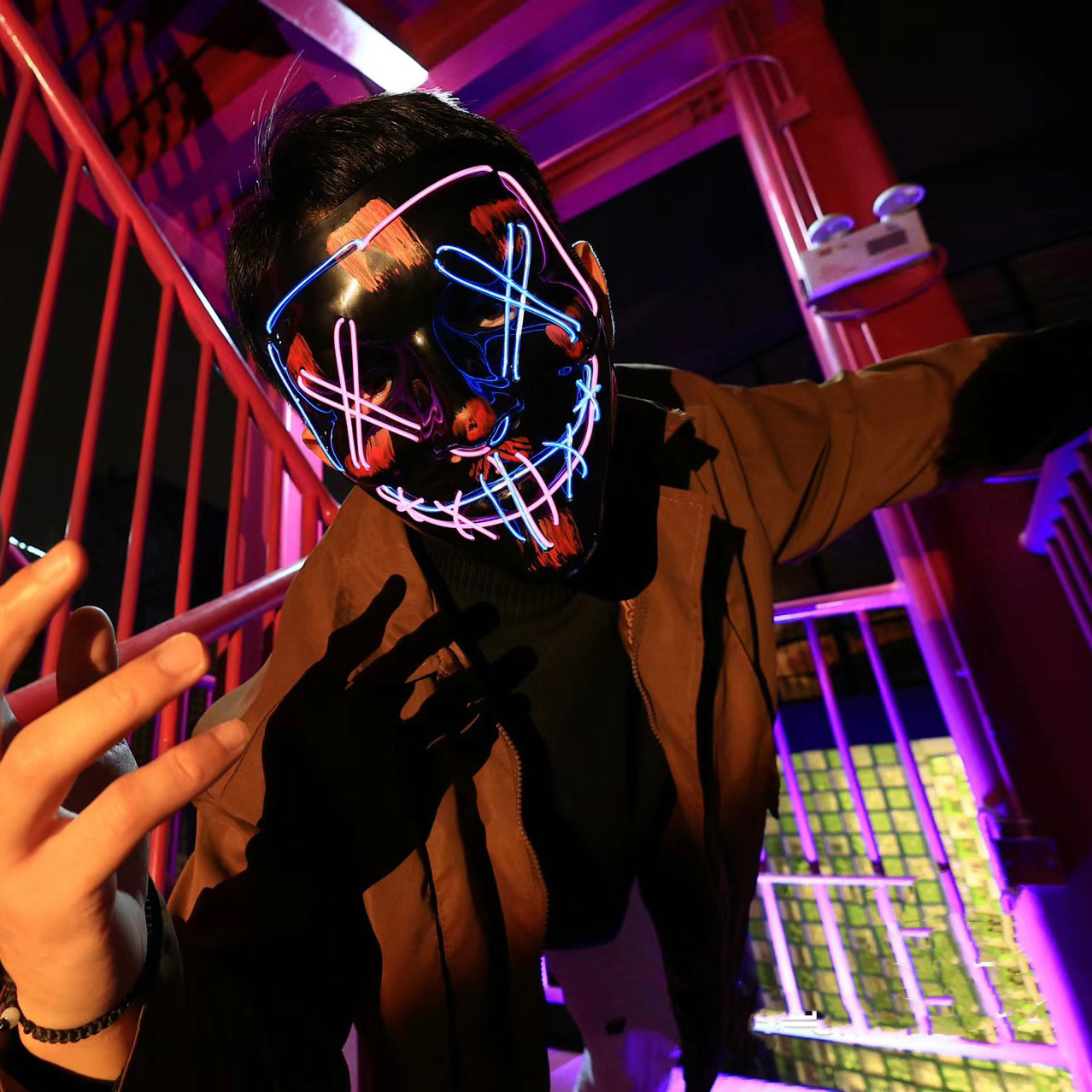 Topeng LED Neon Nirkabel Menya - Led Purge Mask Halloween ulasan dan harga