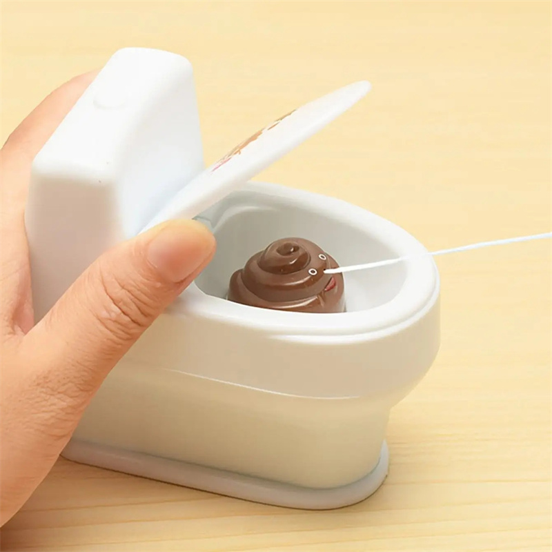 Toilet Semprot Mini Lucu denga - Prank Toys ulasan dan harga