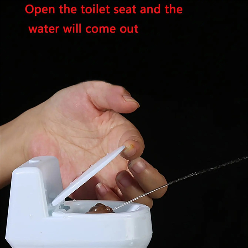 Toilet Semprot Mini Lucu denga - Prank Toys ulasan dan harga
